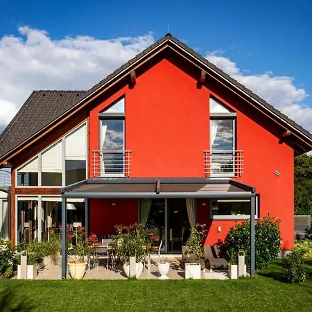 Βίλα With Terrace And Garden Close To Vienna Brunn am Gebirge