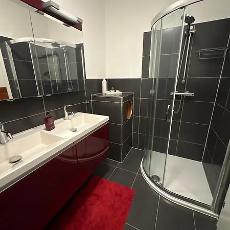 Βίλα With Terrace And Garden Close To Vienna Brunn am Gebirge