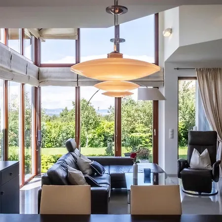 With Terrace And Garden Close To Vienna Βίλα Brunn am Gebirge