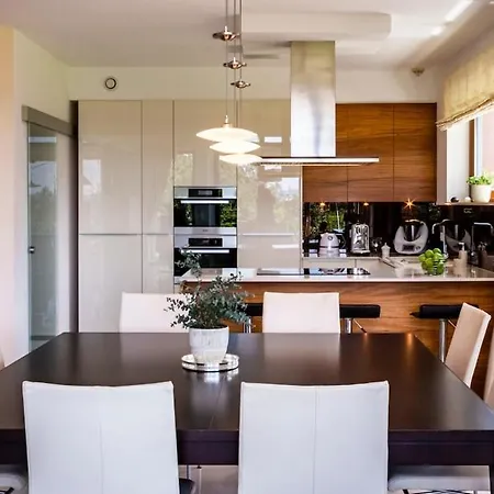 With Terrace And Garden Close To Vienna *