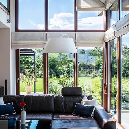 Villa With Terrace And Garden Close To Vienna