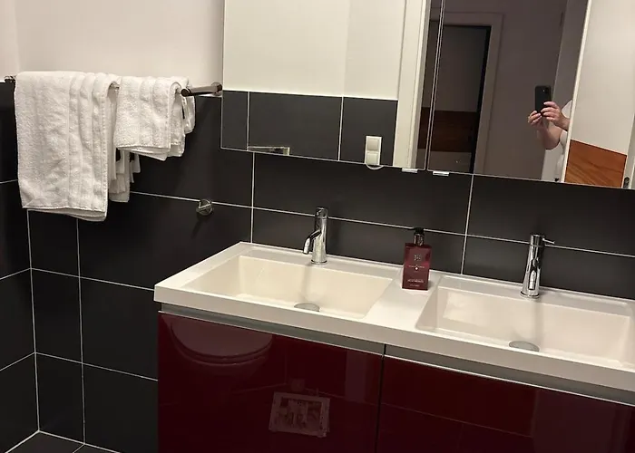 With Terrace And Garden Close To Vienna *